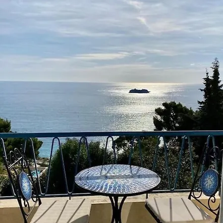 Monaco One Bedroom With Panoramic Sea View *